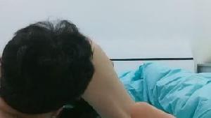 厦门小情侣，家中啪啪黄播赚钱，舔穴狂魔花式进攻鲍鱼，肤白貌美大长腿，尤物佳人精彩香艳